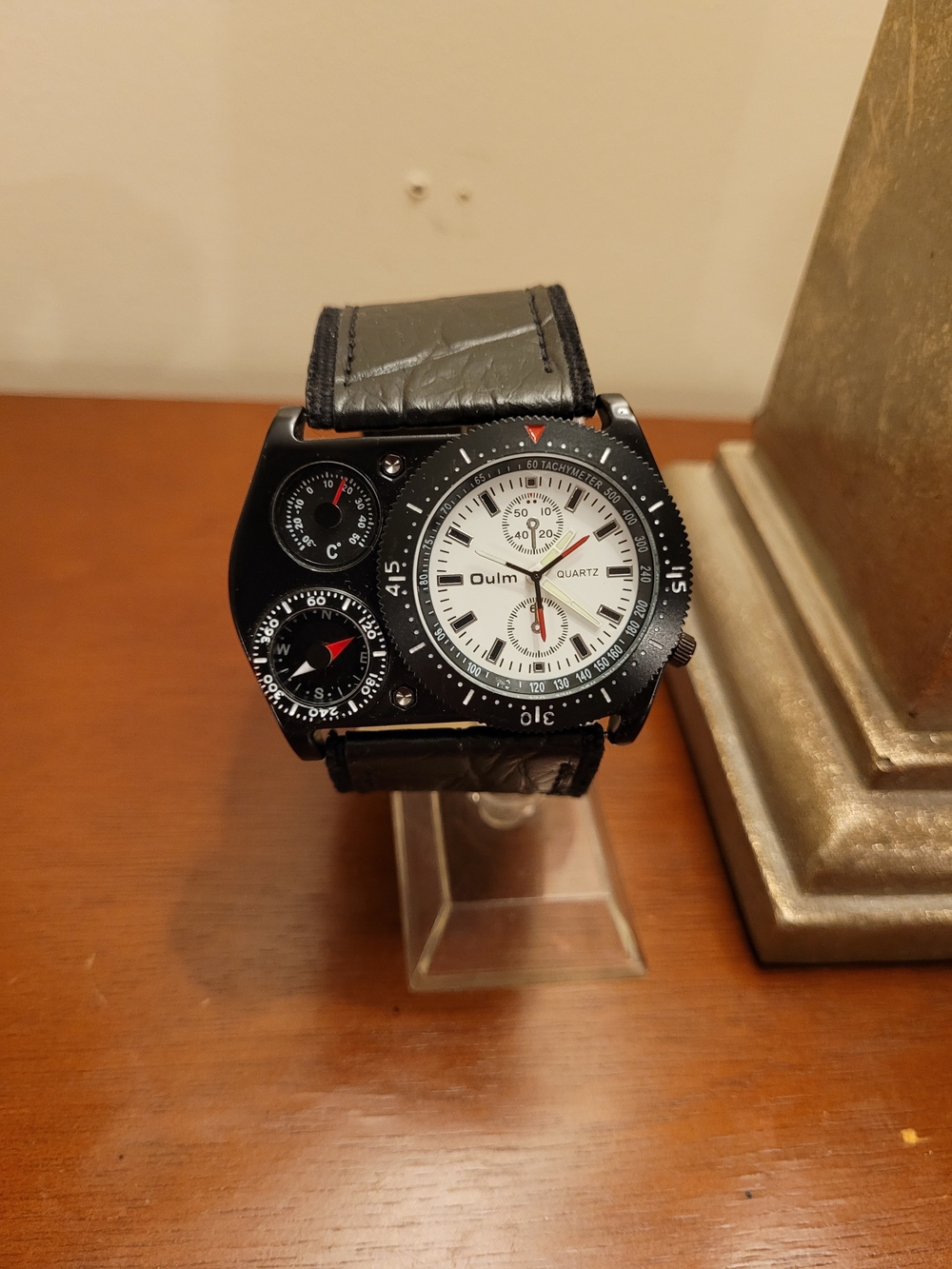 Brand New Oulm White Multi-Dial Men's Watch